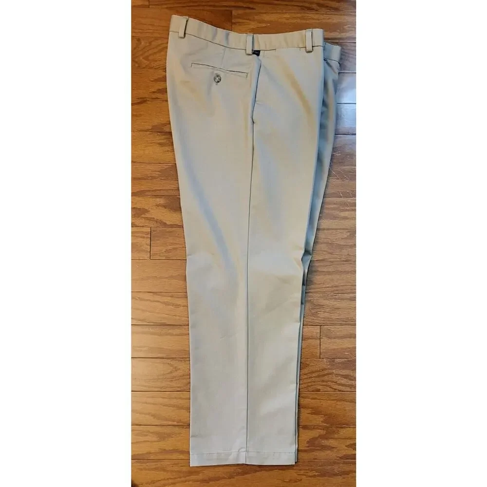 Dockers Men's Pants Size W36 L30 Classic Fit Flat Front Stain Defender Chino
